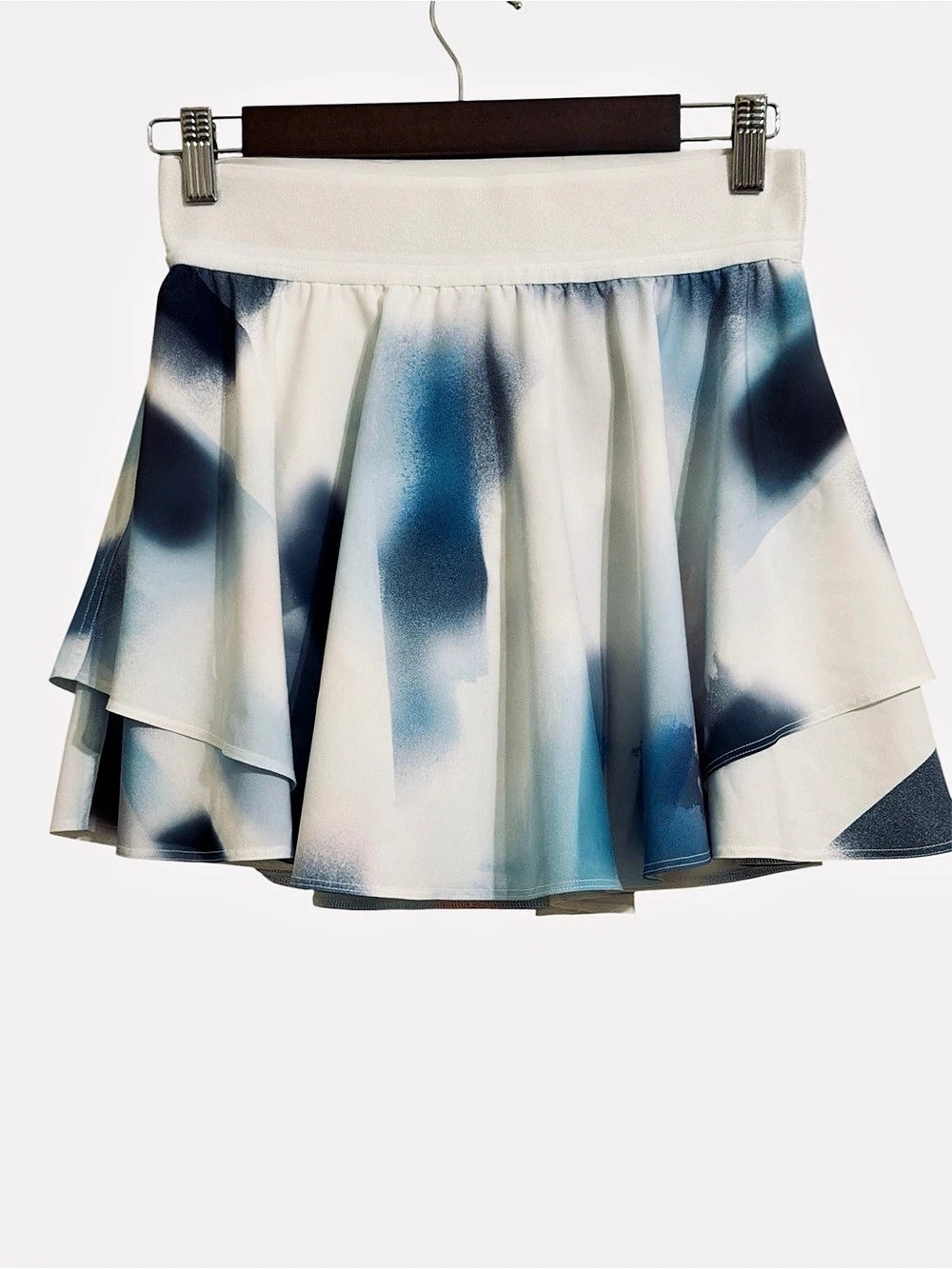 lululemon Pace Rival Mid-Rise Skirt White & Blue